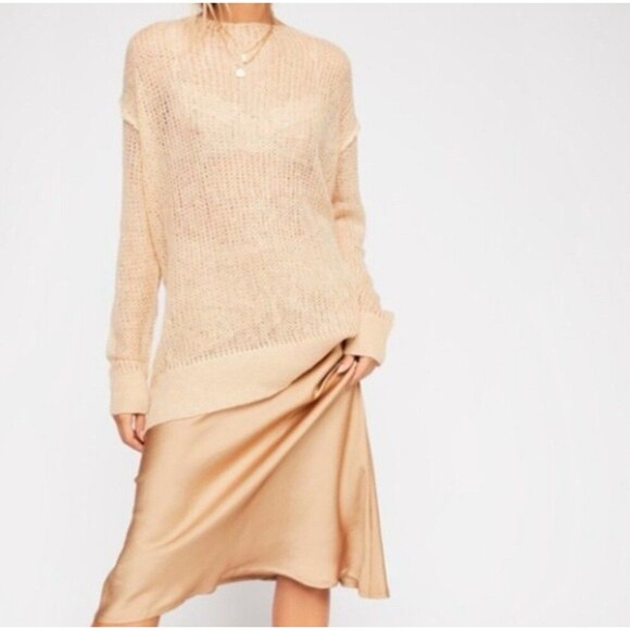 Free People Mohair Transparent Crew Neck Sand Tunic Sweater Lounge Soft Cozy M - Picture 1 of 10
